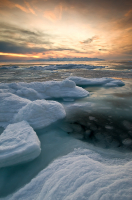 в краю танцующих льдов....