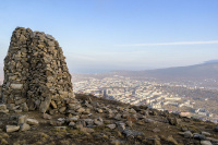 Каменный рукотворный монумент