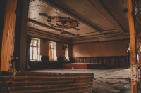 Внутри заброшенного ДК