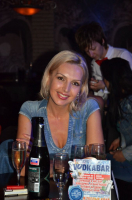 незнакомка