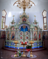 Уникальный фарфоровый иконостас.