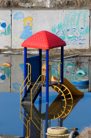 о детских площадках...