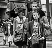 По Парижу...