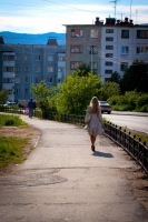 Девушка по городу...