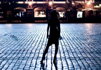 Тени появляются в полночь =)