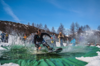 Сноуборд, но только как сёрфинг