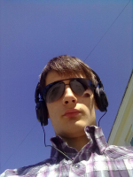 На улице тепло =)