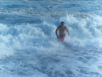 убегаем от волн...ааа...