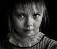 Серьёзная девушка