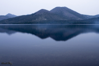 Утро. Тишина..