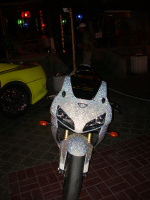 Весь в стразах...