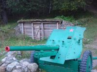 В горах деды держали оборону