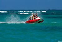 на гребне волны