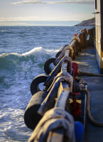 Прогулки на ботике