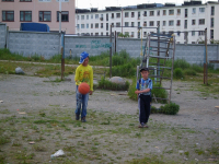 Поиграли мы немножко.